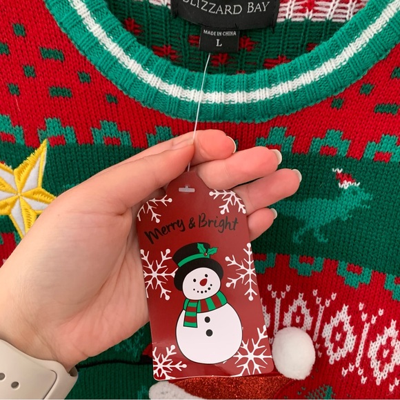 Blizzard Bay Red Green Christmas Dinosaur Sweatshirt Holiday Size Large - Picture 2 of 10